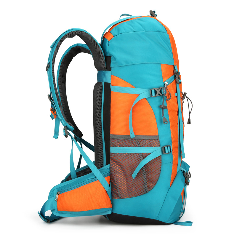 65L Large Capacity Waterproof  - مراجعة Outdoor Camping Warehouse وسعره
