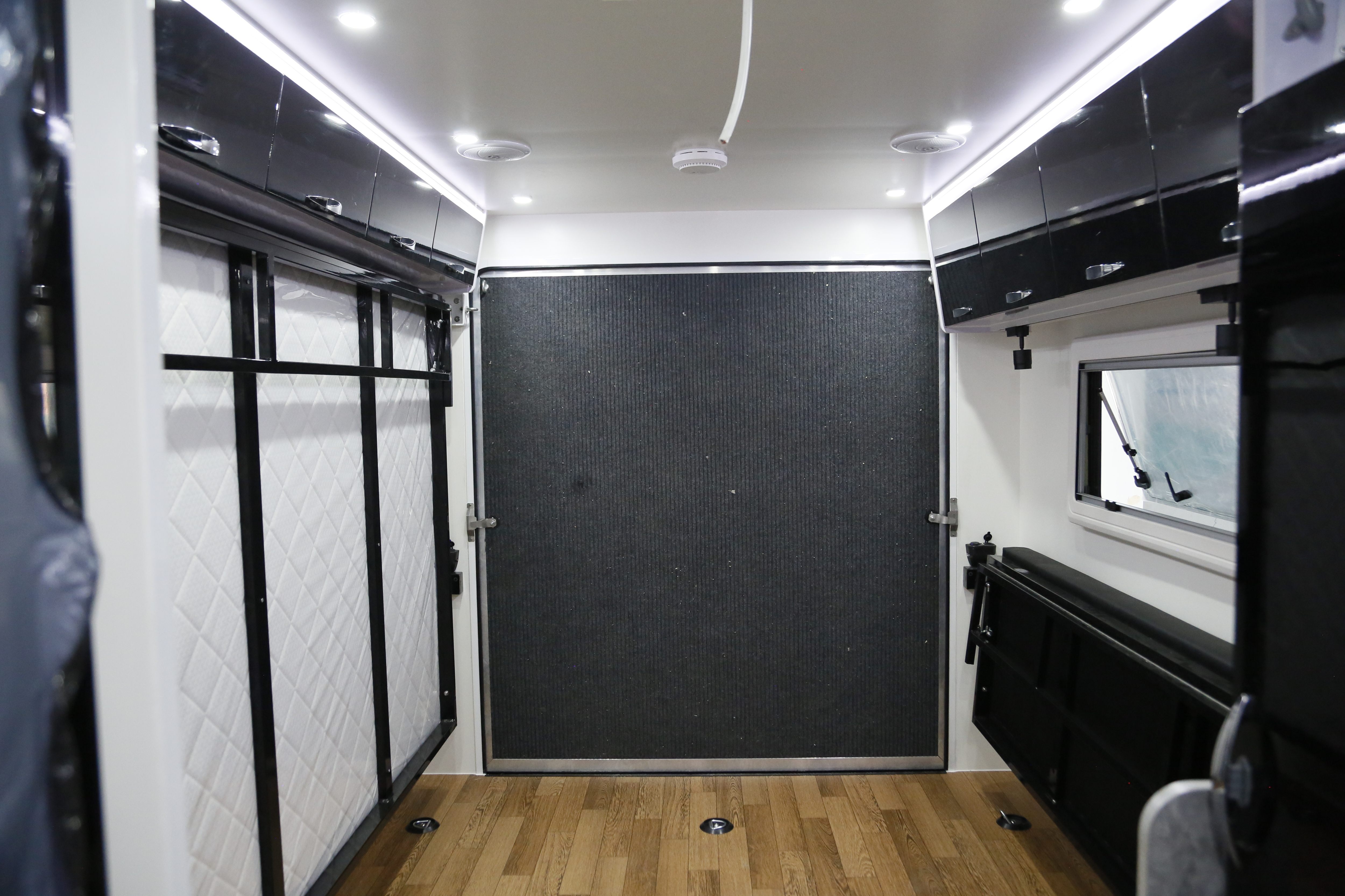 Off-Road Camper Trailer with F - مراجعة Outdoor Camping Australia وسعره
